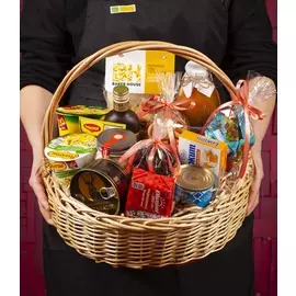 Подарочная корзина "Продуктовый запас"