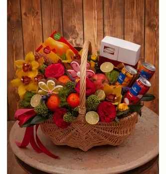 Подарочная корзина "Радуга вкусов"
