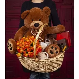 Подарочная корзина "Романтика и музыка"