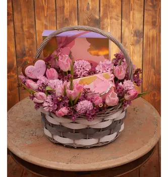 Подарочная корзина "Сладкая вата"