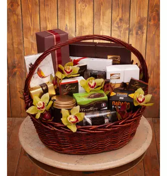 Подарочная корзина "Сладкая жизнь"