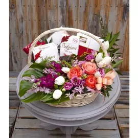 Подарочная корзина "Улыбка лета"