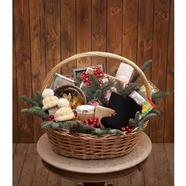 Подарочная корзина "Зимние атрибуты"