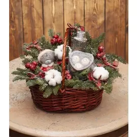 Подарочная корзина "Зимний привет"