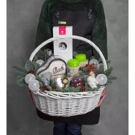 Подарочная корзина "Зимняя романтика"