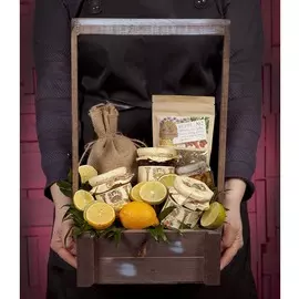 Подарочное кашпо "Дары природы"