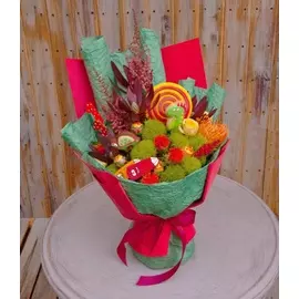 Продуктовый букет "Мир иллюзий"