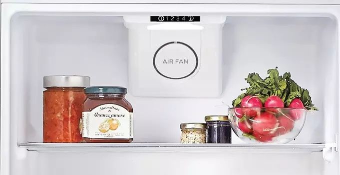 Встраиваемый холодильник Candy CKBBS182FT