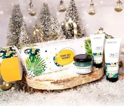 Academie - Набор Праздничная хлопушка (Скраб для тела 60 мл, Крем для тела 100 мл, Крем для рук 30 мл)