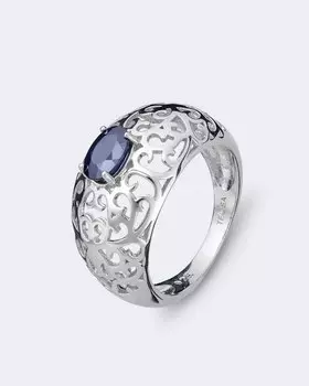 Кольцо с драгоценным камнем