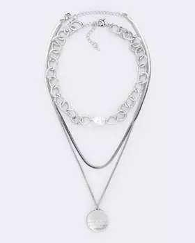 Колье тройное с медальоном и жемчугом «майорка», р. Без размера, цвет серебро