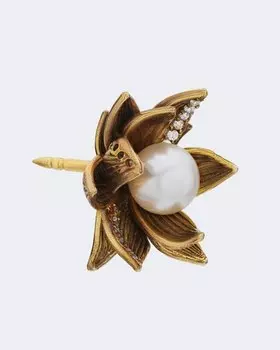 Серьги-пусеты «Лотос» с имитацией жемчуга Fiore di Firenze