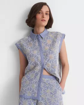 Ажурная блузка с цветочным узором