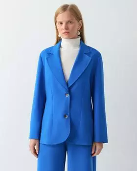 Приталенный блейзер на пуговицах