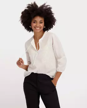 Блузка из хлопка с элегантной цветочной вышивкой