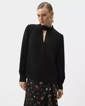 Блузка из мягкой смесовой вискозы
