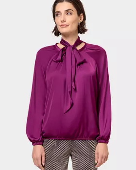Блузка из сатина с воротником аскот