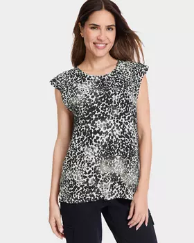 Блузка из вискозы с абстрактным принтом