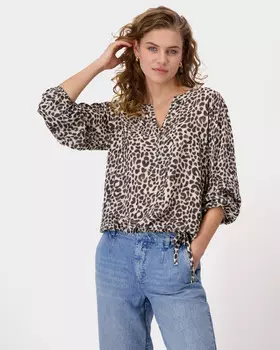 Блузка из вискозы с леопардовым принтом