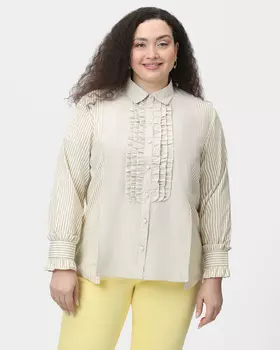 Блузка полуприлегающего силуэта с рюшами