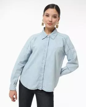 Рубашка со спущенным плечом и отложным воротником