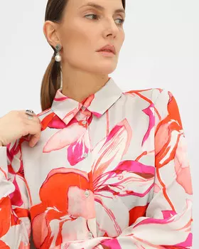 Блузка из премиальной вискозы с цветочным принтом