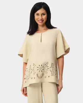 Блузка свободного кроя с ажурной перфорацией по низу полочки