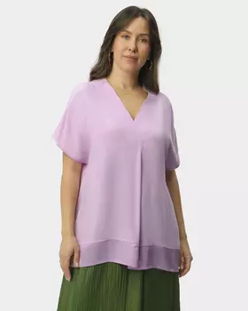 Блузка свободного кроя с двумя фактурами