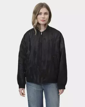 Бомбер с декоративными швами