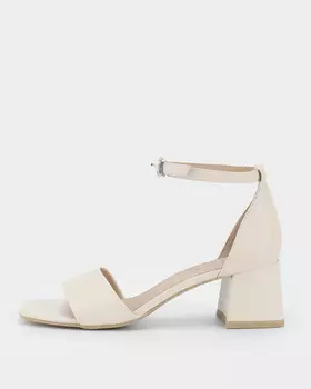 Босоножки с кожаной стелькой Memotion