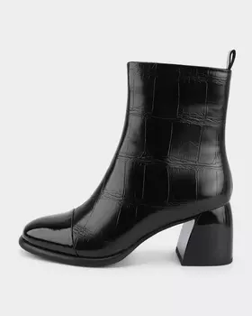 Ботильоны из масляной кожи с тиснением под рептилию