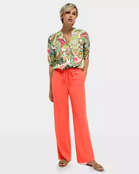 Брюки из жатой ткани со стрелками