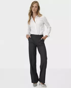 Брюки прямого кроя со стрелками