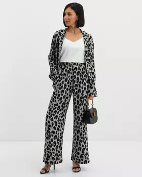 Брюки, р. 42, цвет Леопардовый