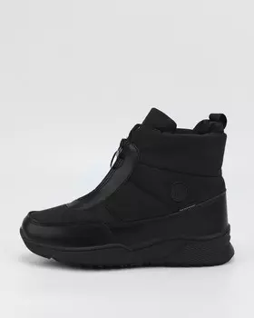 Дутики-ботинки, утепленные искусственным мехом, с функциональной молнией и на высокой рельефной подошве
