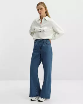 Джинсы широкого прямого кроя с защипами