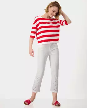 Джинсы с ажурной вышивкой