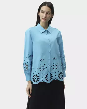 Хлопковая блузка с вышивкой и перфорацией