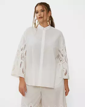 Хлопковая блузка с вышивкой ришелье