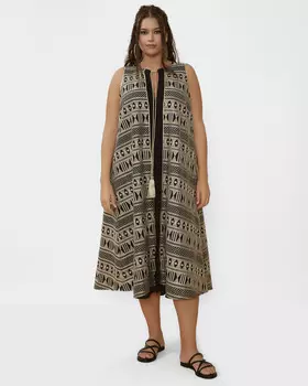 Хлопковое платье без рукавов с вышивкой в этническом стиле