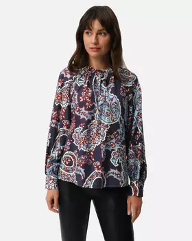 Элегантная блузка свободного кроя