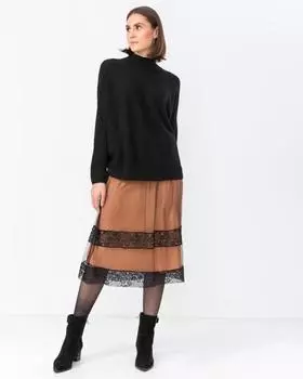 Юбка с кружевом