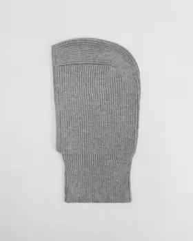 Капор из вязаного трикотажа