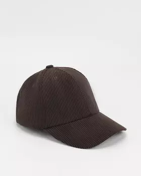 Кепка с вельветовой фактурой