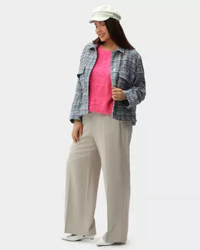 Классические брюки прямого кроя