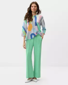 Классические брюки прямого кроя