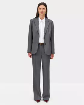 Классические брюки с застроченными стрелками