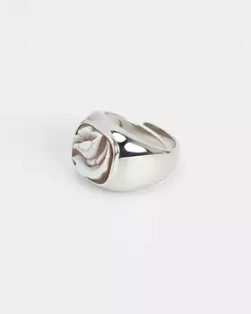 Кольцо-печатка из серебра с камеей