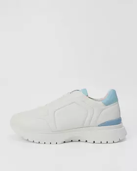 Кожаные кроссовки с эластичными вставками