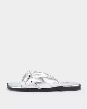 Кожаные сабо с союзкой в виде банта